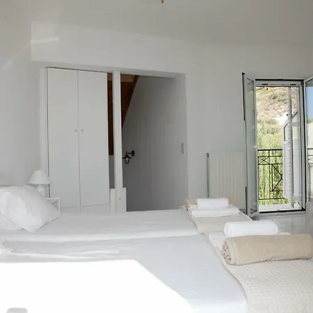 Cavaliere Holiday home Lixouri